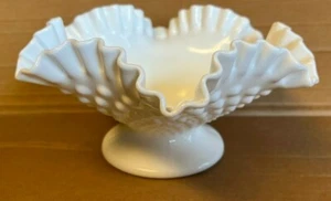 Fenton Milchglas Schuhnagel Standschale 8" gekräuselten Rand - Bild 1 von 1
