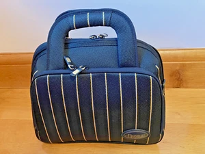 ANTLER “BOND STREET” VANITY CASE IN EXCELLENT CONDITION. - Picture 1 of 9