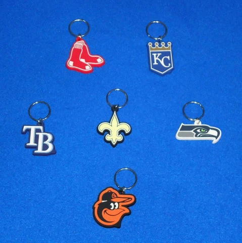 BRAND NEW OUTSTANDING MLB BASEBALL NFL FOOTBALL KEYCHAINS - EXCELLENT GIFTS Cover