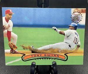 1996 Stadium Club #301 Tony Gwynn - San Diego Padres