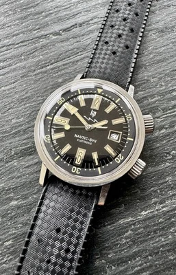 ВИНТАЖНЫЕ ЭЛЕКТРОННЫЕ МУЖСКИЕ НАРУЧНЫЕ ЧАСЫ LIP NAUTIC-SKI COMPRESSOR REF:184003 C:1960-е - Изображение 1 из 4