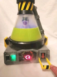 Beast Lab Dino Creator Raging Raptor Figure Lights Sound Smoke Works T Rex - Picture 1 of 17