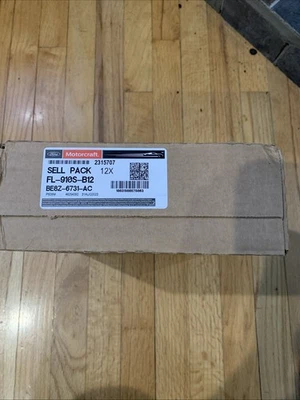 Paquete de 12 filtros de aceite Ford Motor Craft FL-910-S nuevos Foto 1 de 2