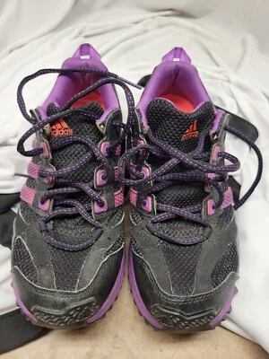 Adidas Kanadia TR 5 Size 6 1/2 - Image 1 of 4