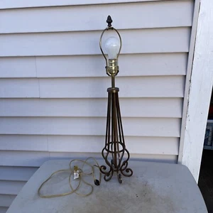 Vintage Hand Forged Solid Brass Table Lamp Arts & Crafts . Rare - Picture 1 of 13