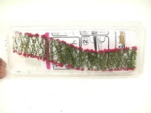 MiniNture 998-26S Petunias Flowers Model Railroad Layout Scenery O HO N - Picture 1 of 2