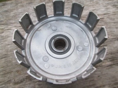 OEM SUZUKI DS100 / DS125 / TS100 / TS125 PRIMARY GEAR CLUTCH BASKET 21200-48020 - Image 1 of 4