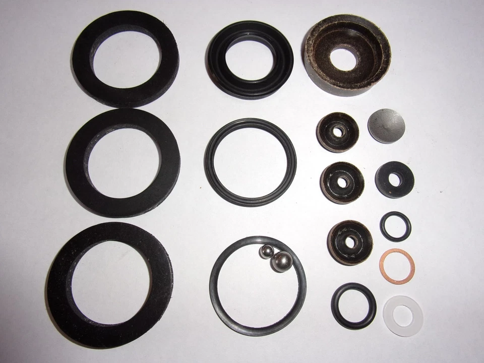 Lincoln Walker Model 93632 seal kit 1.5 ton Floor Jack  - Image 1 of 1