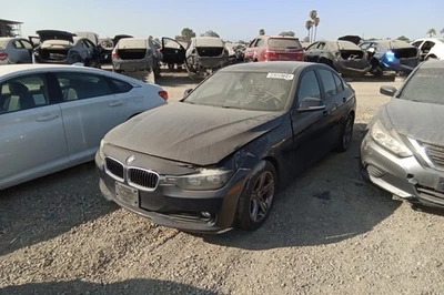 BMW 320i 2015 transmisión automática OEM 109 k millas - LKQ393576414 Foto 1 de 4