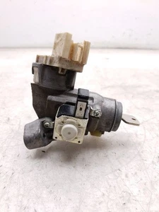 06 07 08 09 10 11 12 TOYOTA YARIS IGNITION SWITCH WITH KEY - Picture 1 of 12