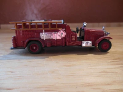 HIGH SPEED NO. HF 432 1919 PIRSCH FIRE TRUCK 1/64 SCALE DIE-CAST - Image 1 of 4