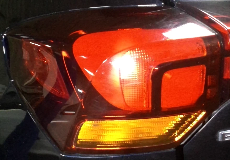 2020-2024 BUICK ENCORE GX Left Driver Tail Light Assembly Quarter Panel Mount - Image 1 of 1