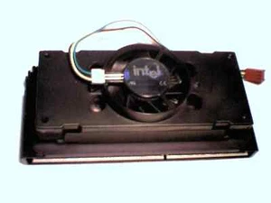 Ventilador de 3 pines Intel Pentium II ranura 1 CPU 400 SL38N P2 400 MHz 80523PY400512PE 99070229 - Imagen 1 de 2