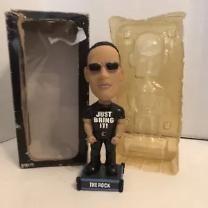 WWE WWF SUPERSTARS THE ROCK Dwayne Johnson TOYSITE Wackelkopf - Bild 1 von 9