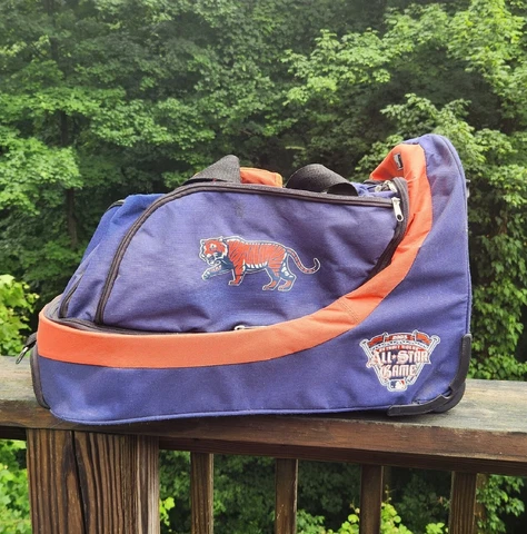 2005 Detroit Tigers VIP All-Star Game  3-in-one Duffle/Travel Bag/Backpack Cover