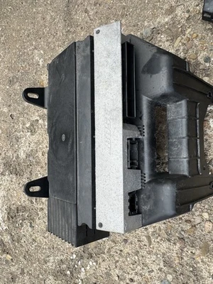 4F0035223P AUDI A6 4F Bose Facelift Soundsystem Verstärker amplifier - Bild 1 von 2