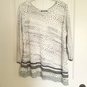 Nic + Zoe Mujer Mezcla de Lino Dobladillo Asimétrico Abstracto Punto Estampado Blanco Gris Talla 1X - Imagen 1 de 12