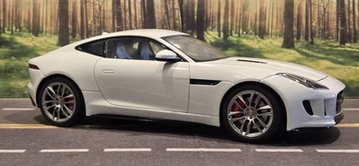 RARO 1:18 Autoart Jaguar F-Type R Cupé Blanco Modelo Compuesto **LEER** Foto 1 de 4