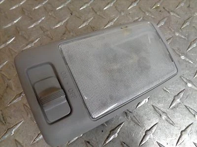 Subaru Forester 2004 2,5 cúpula central lámpara de luz OEM 04 Foto 1 de 4