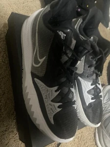 Kyrie 4 Low Tb Wolf Grey (size 12) - Picture 1 of 6
