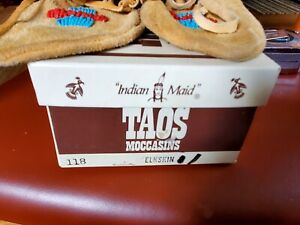 Vtg Taos Indian Maid Soft Elkskin Sole Moccasins Size 4? W/original Box 
