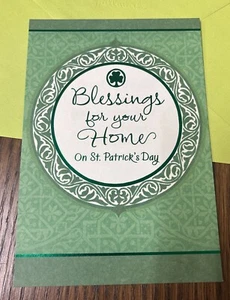 St. Patrick’s Day Blessings For Your Home 🍀 Love 5”x7” Hallmark Greeting Card - Picture 1 of 12