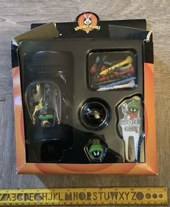 Vtg Looney Tunes Golf Set Marvin The Martian Divot Tool, Marker,golf Bag - Picture 1 of 3