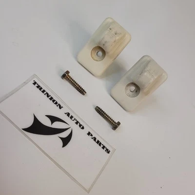 Juego de 2 clips para parasol Volvo 240 1986-1993 marfil OEM Foto 1 de 4