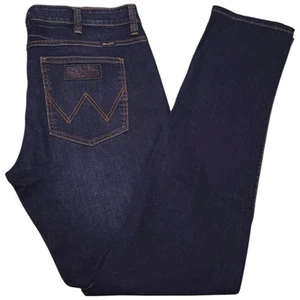 Pantalones de mezclilla para hombre Wrangler Stomper talla 31 azul marino socorro algodón elastano botón mosca - Imagen 1 de 13