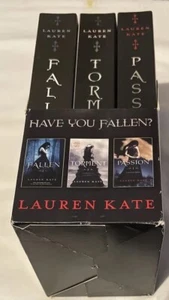 Lauren Kate 3 Books Boxset Fallen Torment And Passion Great Condition D3 - Picture 1 of 12