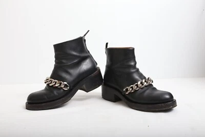 Botas al tobillo con correa de cadena LAURA con botín de cuero negro GIVENCHY talla 8 de EE. UU. Foto 1 de 4