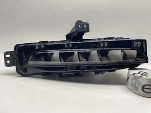 2022 2023 2024 Jeep Grand Cherokee LED Fog Light RH Right Hand OEM 68465140 - Picture 1 of 10