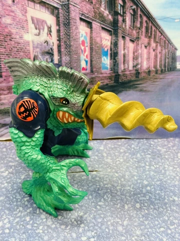 VINTAGE 1994 STREET SHARKS SLASH ACTION FIGURE W/ DRILL NOSE BY MATTEL HTF WORKS Cover