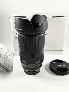 Tamron 18-300mm f/3.5-6.3 Di III-A VC VXD Zoom Lens - Fujifilm X - Picture 1 of 6