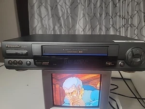 Panasonic Omnivision 4 Head Hi-Fi S-VHS VCR Model: PV-S9670 - Picture 1 of 5
