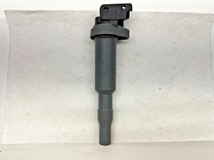 Direct Ignition Coil w/o Connector Bosch For BMW 525i 525xi 530i 2006 OEM BOSCH - Picture 1 of 8