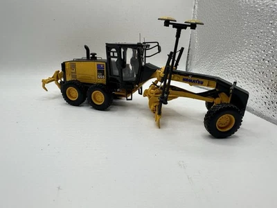Niveladora First Gear 50-3264 Komatsu GD655 + Destripador + Topcon GPS 1/50 Die-cast Foto 1 de 3