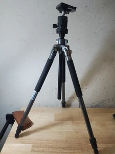 Giottos MT-9241 Professional Tripod w/ MH-1001 Ball Head & MH-652 Plate **EUC - Picture 1 of 8