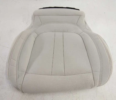 Nueva cubierta inferior de asiento de tela Mopar LH genuina OEM 2015-2017 Chrysler 200 lino pow Foto 1 de 4