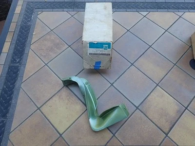 1973-76 Buick Riviera front fender filler, RH, NOS! 1241178 - Image 1 of 4