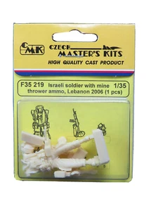 CMK Israeli Soldier with Mine Thrower ammo 1 Figure F35219 1/35 resin model kit - Picture 1 of 1