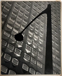 SUPERB oversized 1950s street light in emphasis, by Earle A. Brown - Picture 1 of 4