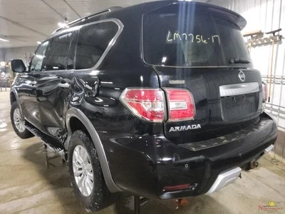 Luz trasera exterior izquierda Nissan Armada 2017 Foto 1 de 4