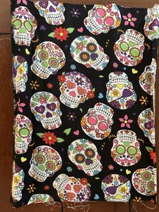 Fabric Day of the Dead Skulls on Black Cotton 18 "x 21" crafters square - Picture 1 of 1