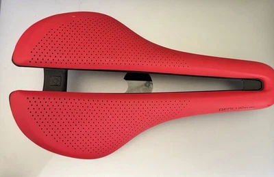 Bontrager Aeolus Pro Bike Saddle (New) 145mm - Image 1 of 4