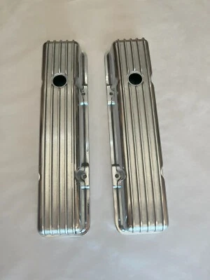 Vintage Chevy 283 305 350 400 V8 Retro Finned Aluminum Tall Valve Covers w Bolts - Image 1 of 4