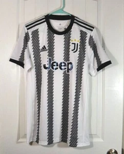 NWT MEN'S ADIDAS JUVENTUS 22/23 STRIPE WHITE/BLACK SOCCER JERSEY SHIRT SZ M - Picture 1 of 6