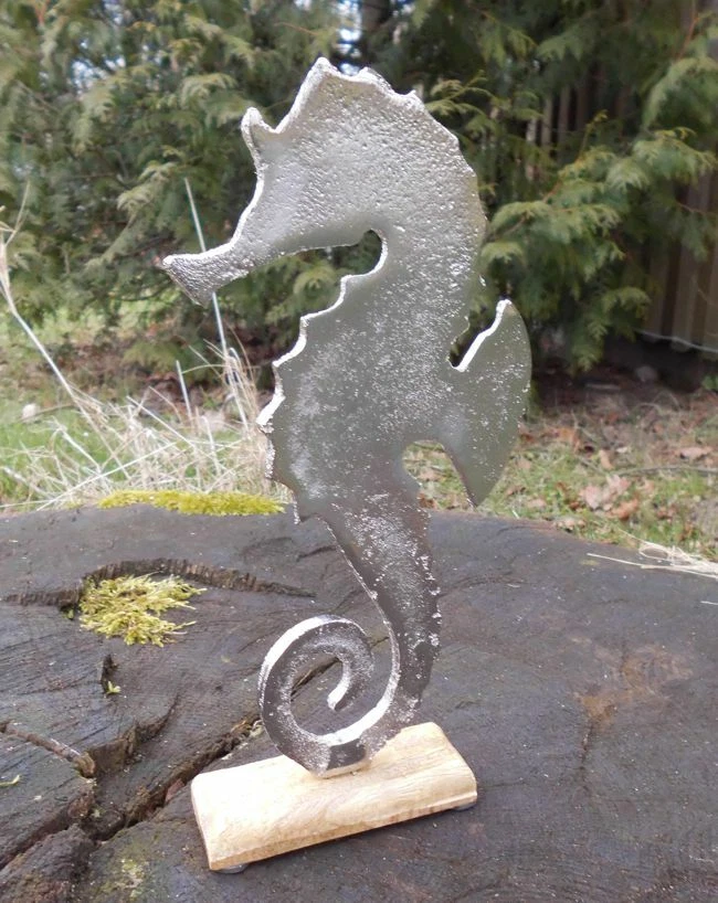 Seepferdchen Deko-Objekt  Deko-Aufsteller  Statue Holz + Aluminium massiv 24 cm - Bild 1 von 1
