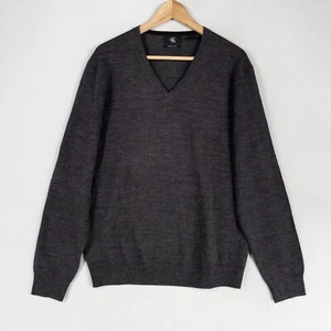 Suéter Calvin Klein Hombre Grande Gris Carbón 100% Lana Merino Cuello en V Ligero - Imagen 1 de 9