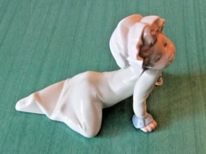 LLADRO - BABY KRIECHEN AUF DEM BODEN - 5101 - Hochglanzoberfläche - keine Box - Exz. Zustand! - Bild 1 von 12